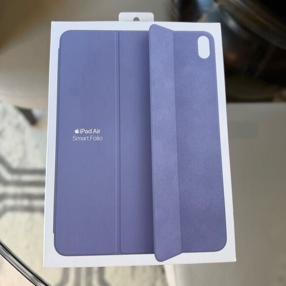 Apple iPad Air Smart Folio 4th and 5th Generation in English Lavender NIB - Picture 4 of 12
